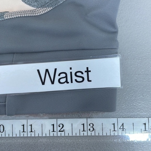 Roxy NWT Crop Leggings Take Me To The Beach Capri Grey Pink Size Medium M - Picture 9 of 12